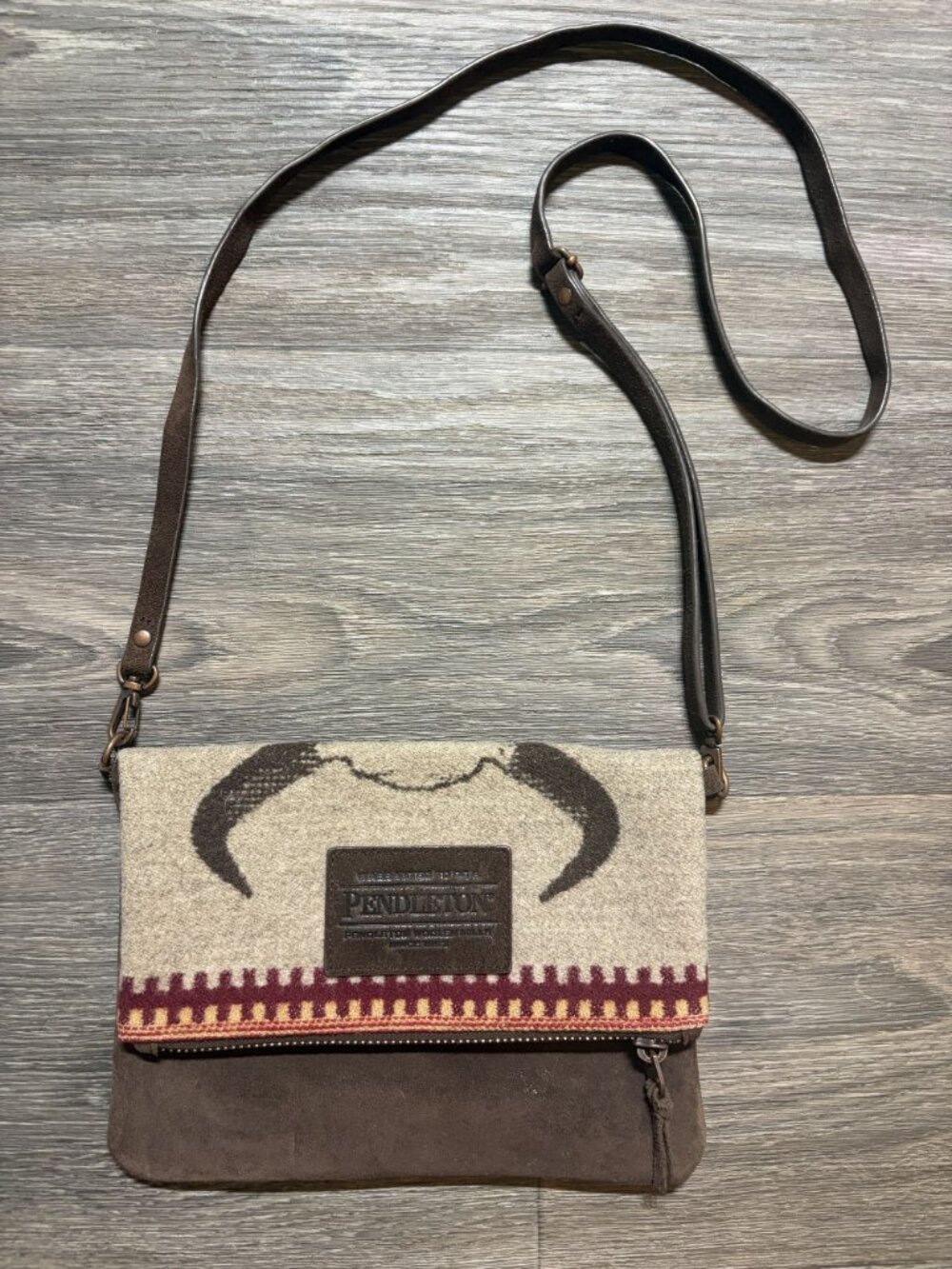 Pendleton Wool Suede Foldover Crossbody Bag Longhorn Steer Skull Southwestern